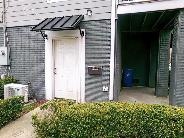 600 Walker Street - Photo 1