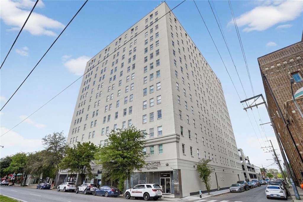 1205 St Charles Avenue - Photo 1