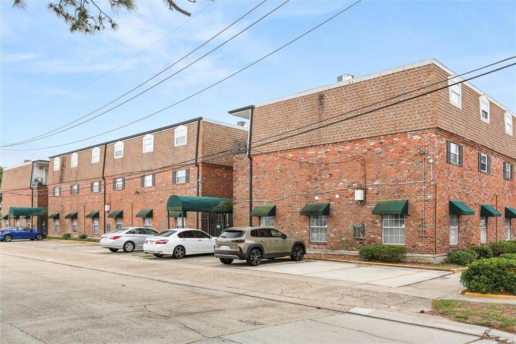 3013 Ridgelake Drive - Photo 1