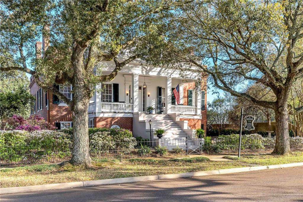 https://bt-photos.global.ssl.fastly.net/neworleans/orig_boomver_1_2550200-2.jpg