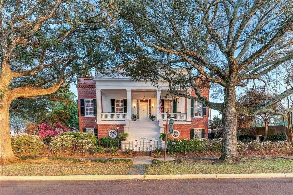 https://bt-photos.global.ssl.fastly.net/neworleans/orig_boomver_1_2550200-2.jpg