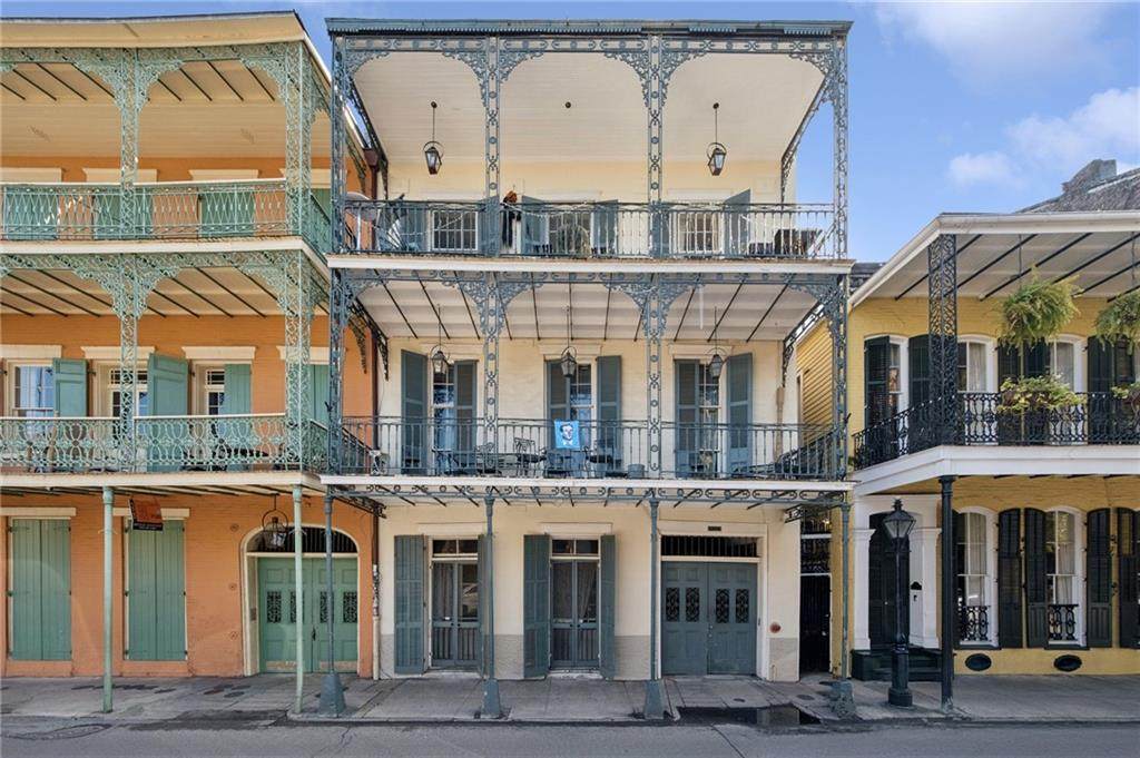 1014 Royal Street - Photo 1