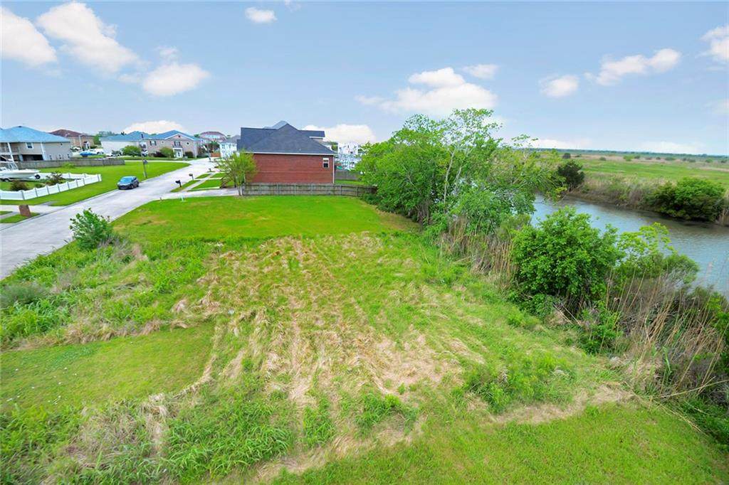 4300 San Giorgio Street - Photo 1