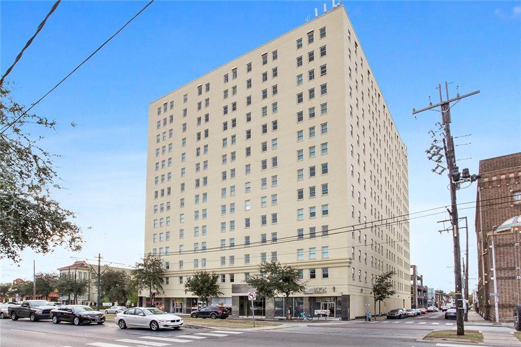 1205 St Charles Avenue - Photo 1