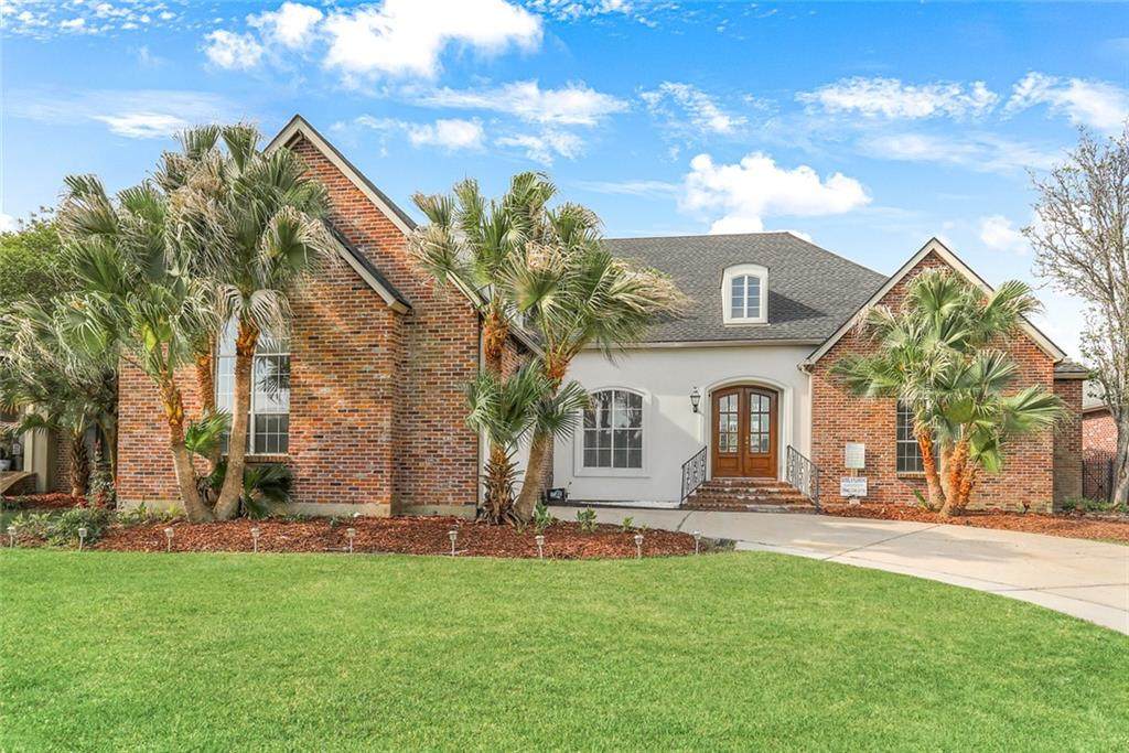 242 Spinnaker Drive - Photo 1
