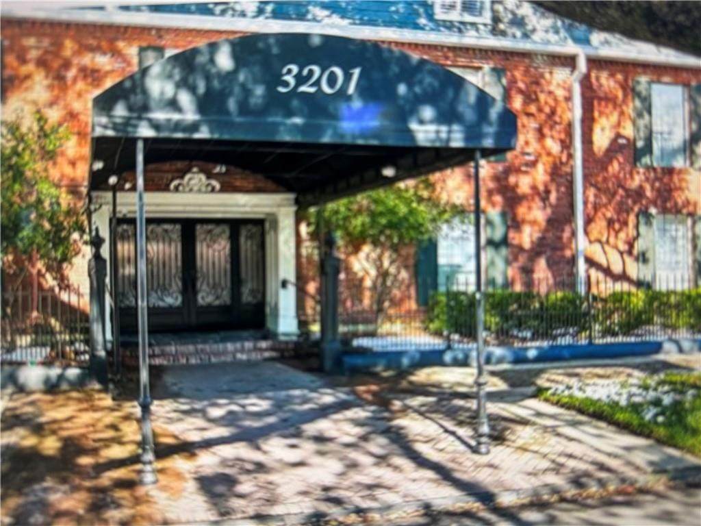 https://bt-photos.global.ssl.fastly.net/neworleans/orig_boomver_1_2550578-2.jpg