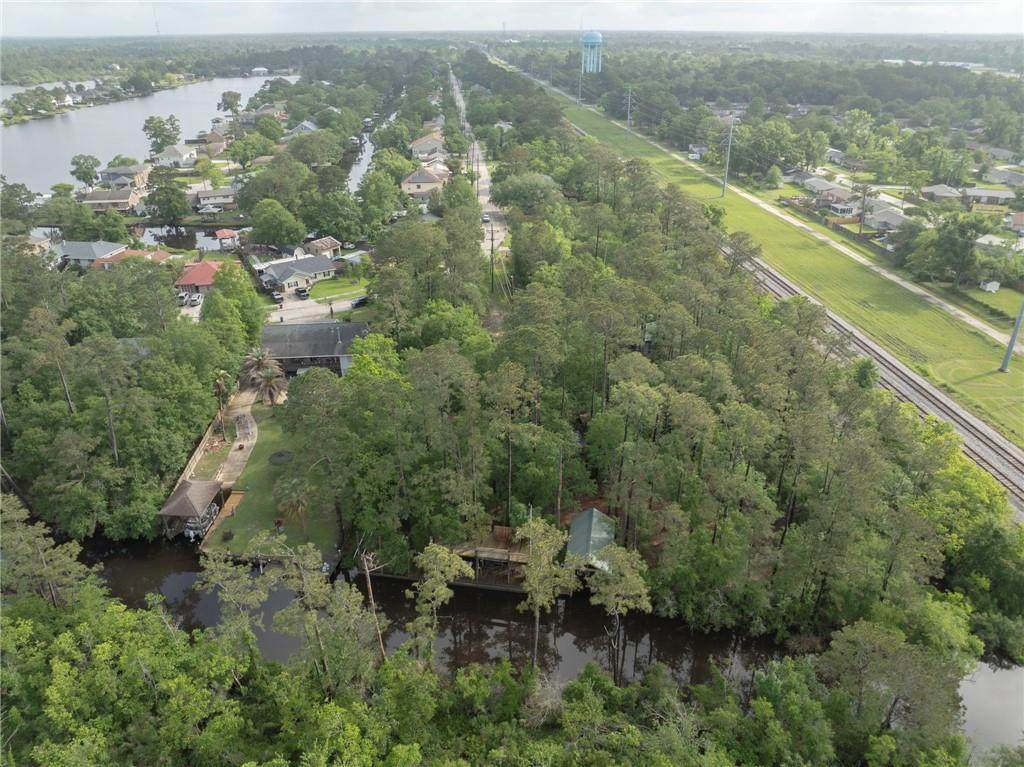 https://bt-photos.global.ssl.fastly.net/neworleans/orig_boomver_1_2550634-2.jpg