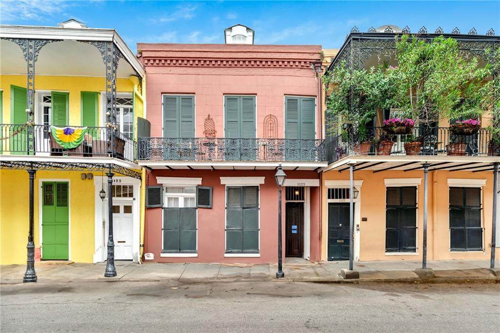1125 Royal Street - Photo 1