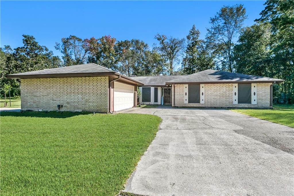 62390 John Smith Road - Photo 1