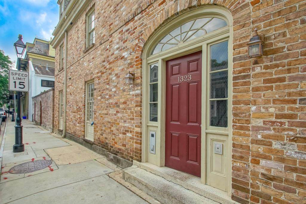 1323 Dauphine Street - Photo 1