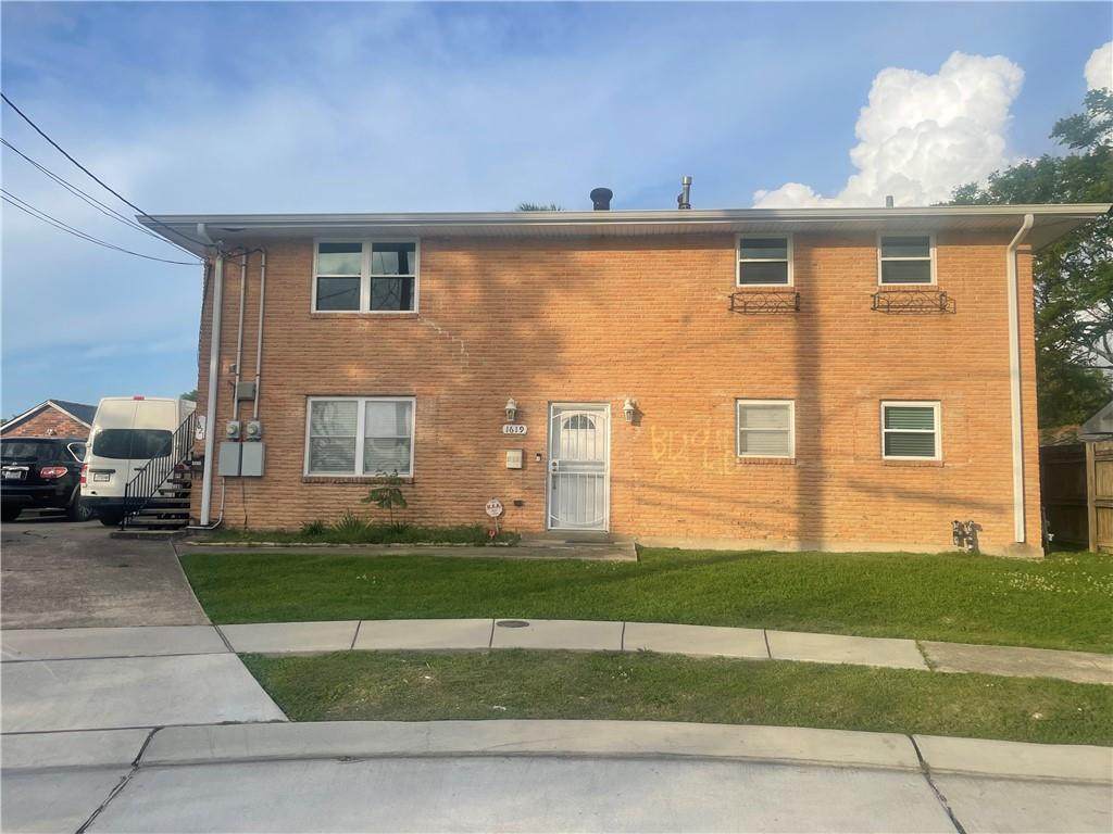 1621 Caton Court - Photo 1