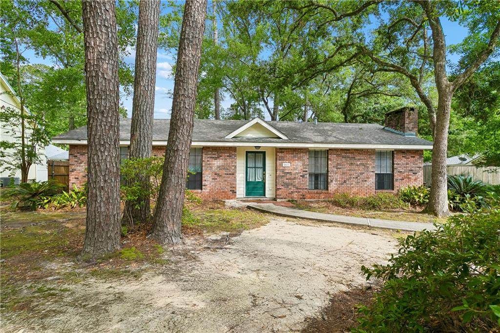 2061 Dupre Street - Photo 1
