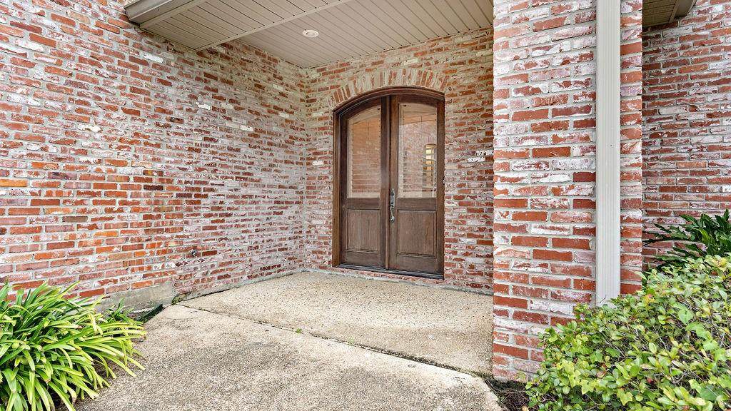 https://bt-photos.global.ssl.fastly.net/neworleans/orig_boomver_1_2551150-2.jpg