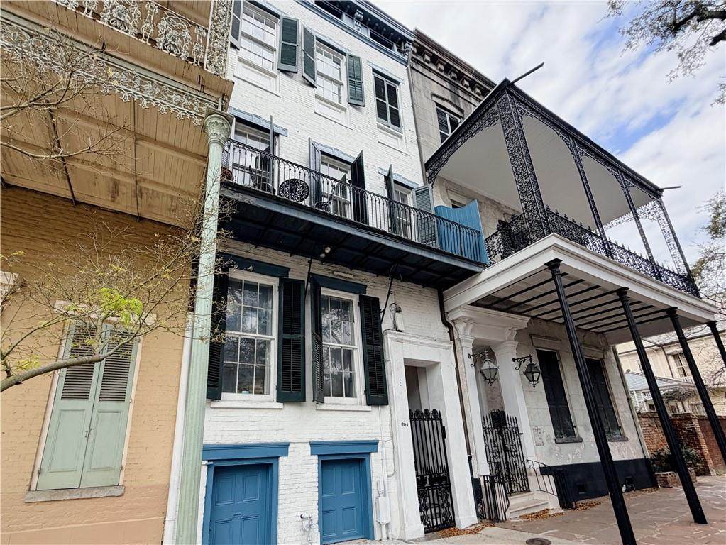 604 Esplanade Avenue - Photo 1