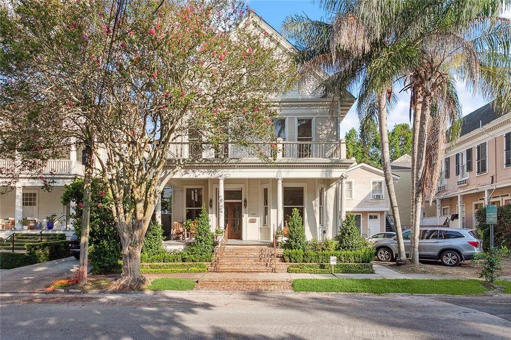 590 Walnut Street - Photo 1