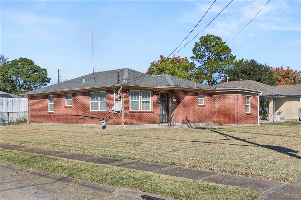 https://bt-photos.global.ssl.fastly.net/neworleans/orig_boomver_1_2551790-2.jpg