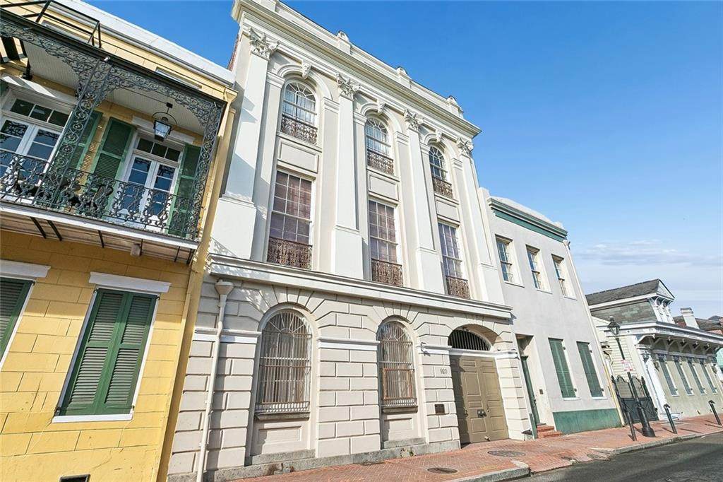 920 St. Louis Street - Photo 1