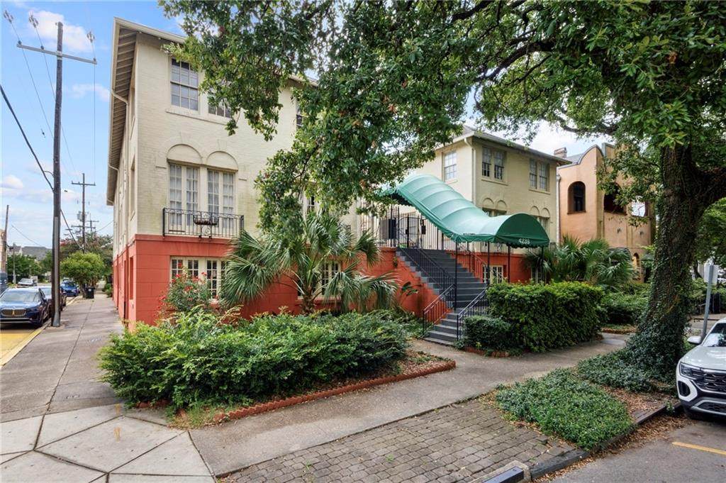 4239 St Charles Avenue - Photo 1