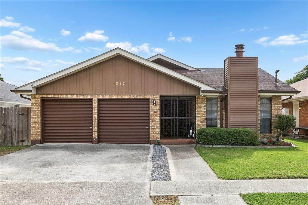 1817 Satsuma Avenue - Photo 1