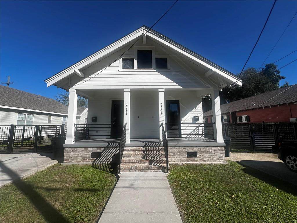 2229 Saint Roch Avenue - Photo 1