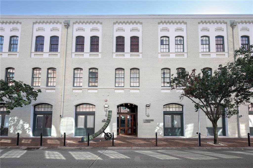 https://bt-photos.global.ssl.fastly.net/neworleans/orig_boomver_1_2553109-2.jpg