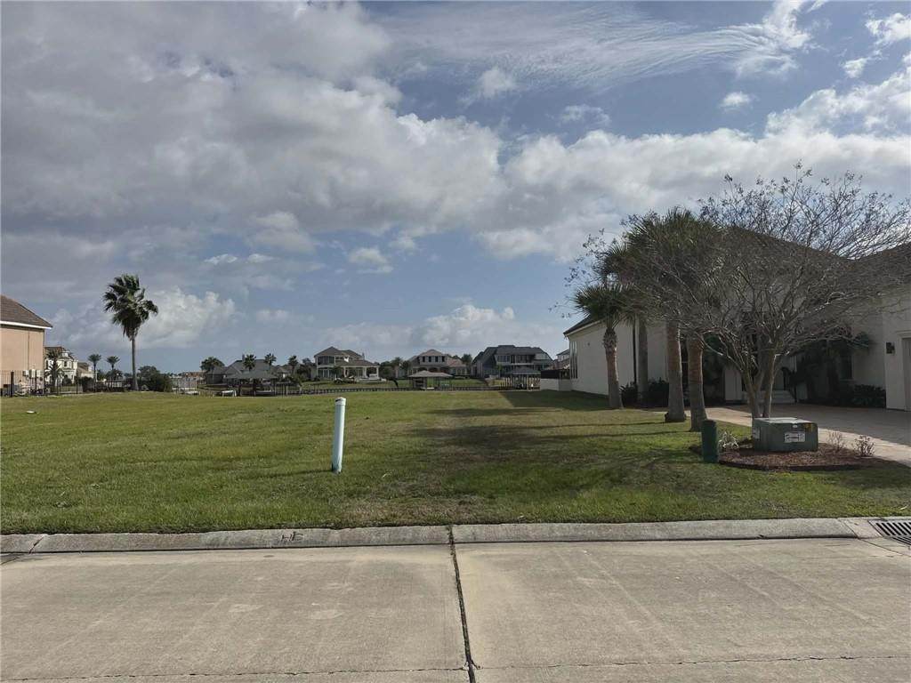1067 Marina Villa South - Photo 1
