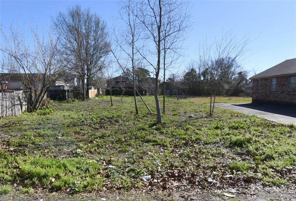 1285001 Horace Street - Photo 1