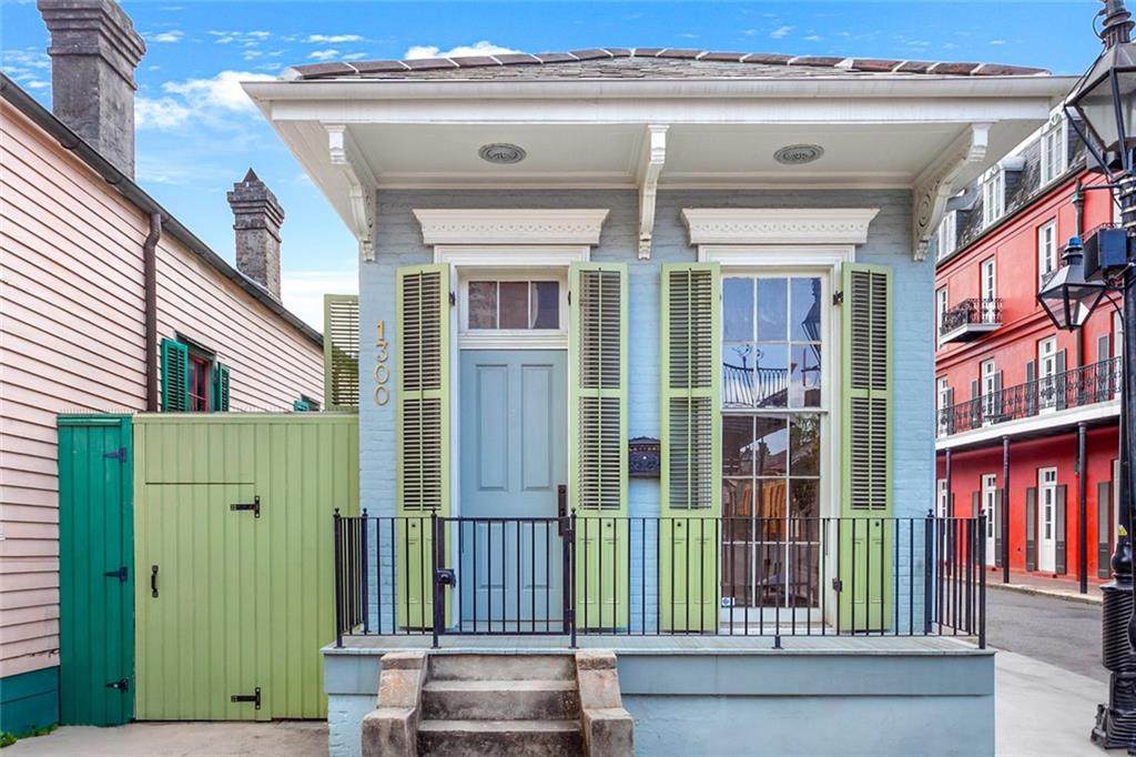 1300 Chartres Street - Photo 1