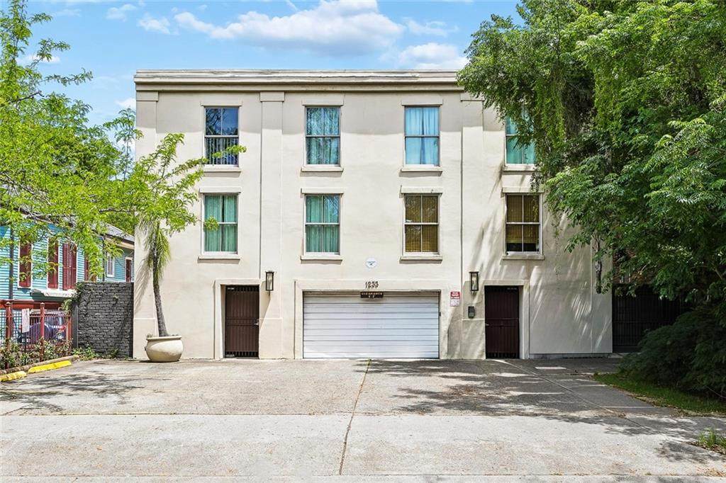 1233 Esplanade Avenue - Photo 1