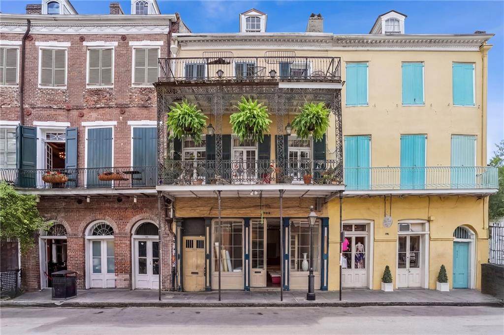 534 Chartres Street - Photo 1