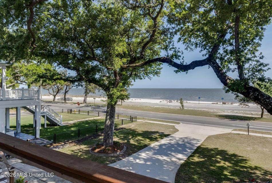 https://bt-photos.global.ssl.fastly.net/neworleans/orig_boomver_1_2553698-2.jpg