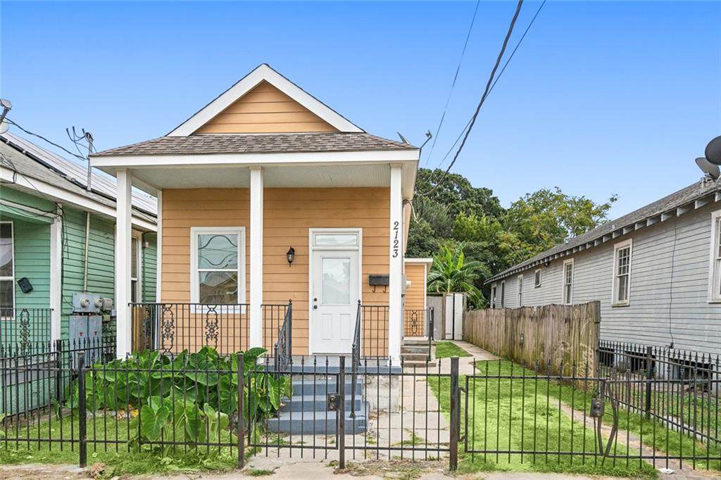 2123 Arts Street - Photo 1