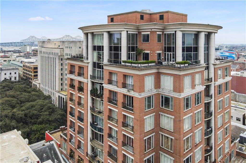 625 St Charles Avenue - Photo 1