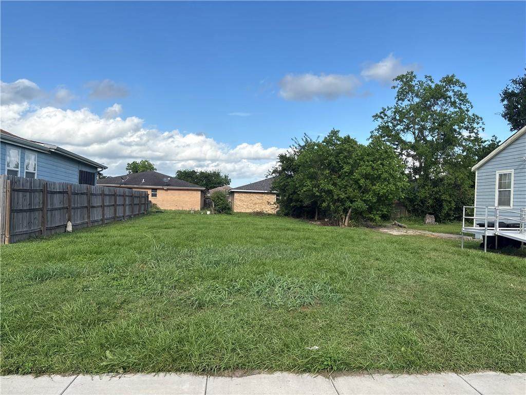 7733 Alabama Street - Photo 1