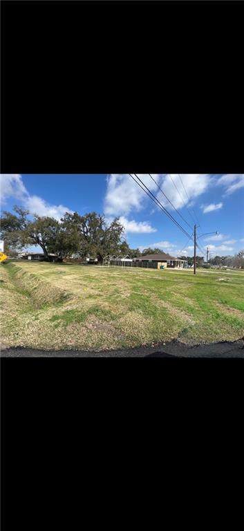 100 Travis Street - Photo 1