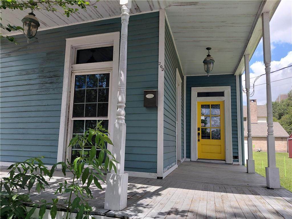 https://bt-photos.global.ssl.fastly.net/neworleans/orig_boomver_1_2555387-2.jpg