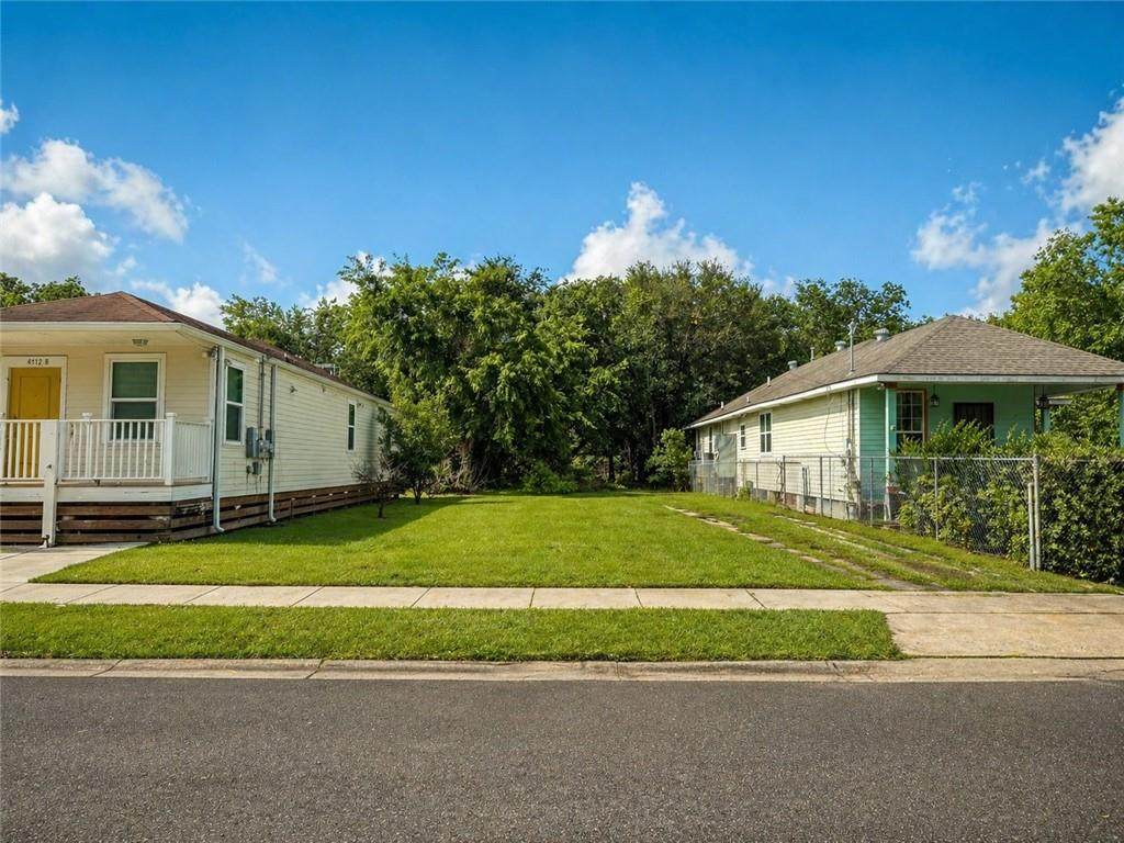 4708 Robertson Street - Photo 1