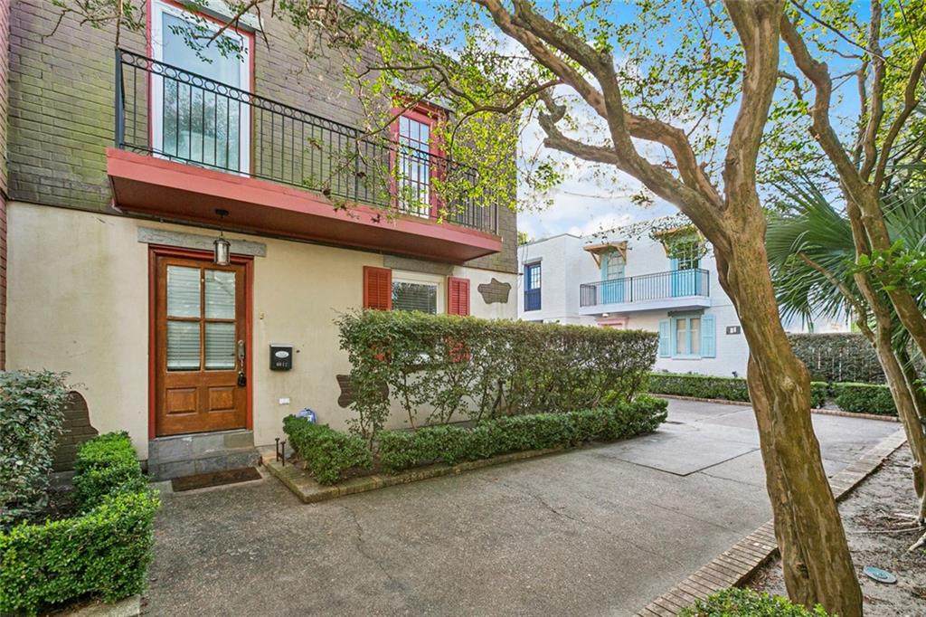 6012 Bellaire Drive - Photo 1