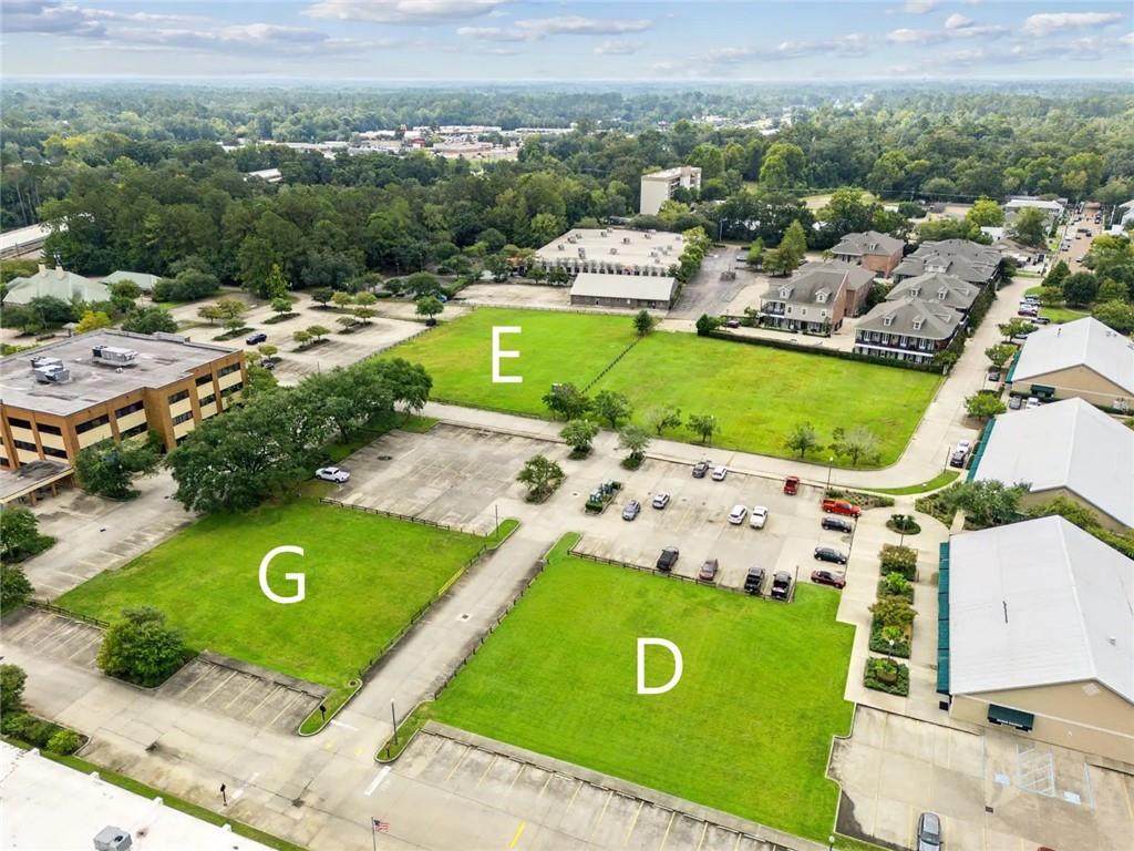 5100 Village Walk - Photo 1