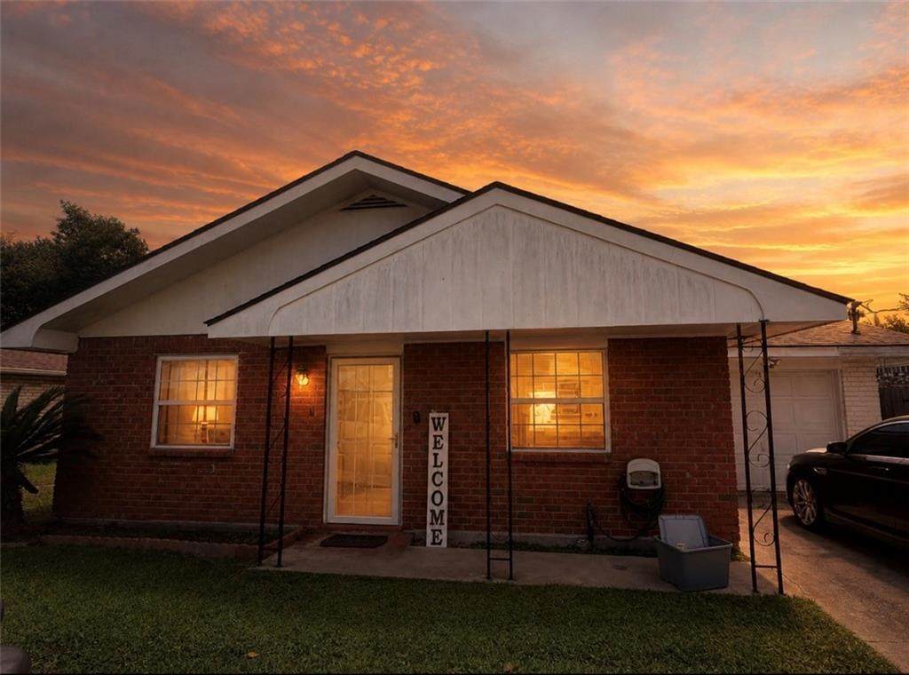 https://bt-photos.global.ssl.fastly.net/neworleans/orig_boomver_1_2556198-2.jpg