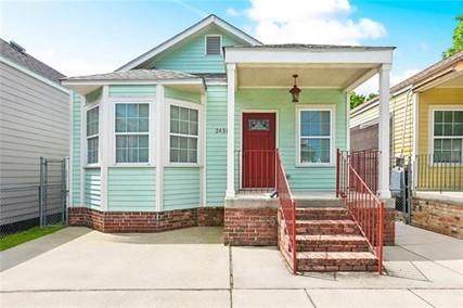2458 Robertson Street - Photo 1