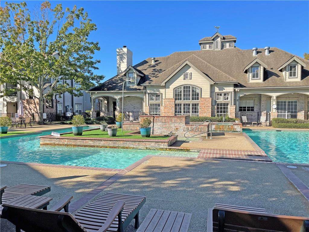 350 Emerald Forest Boulevard - Photo 1