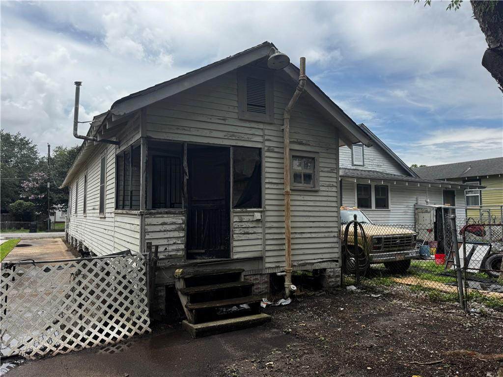 https://bt-photos.global.ssl.fastly.net/neworleans/orig_boomver_1_2557655-2.jpg