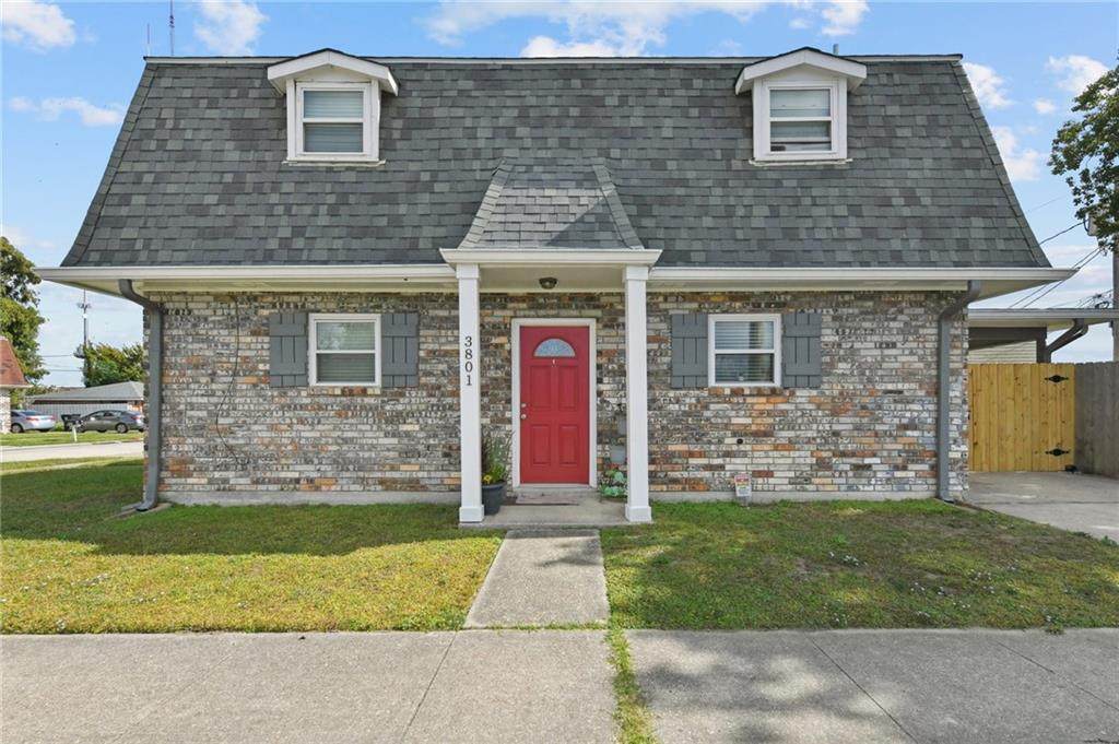 3801 Laplace Street - Photo 1