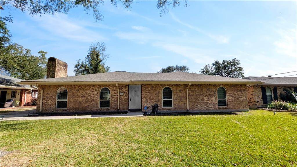 411 Schlief Drive - Photo 1