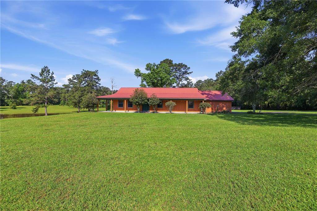 62161 Bennett Road - Photo 1