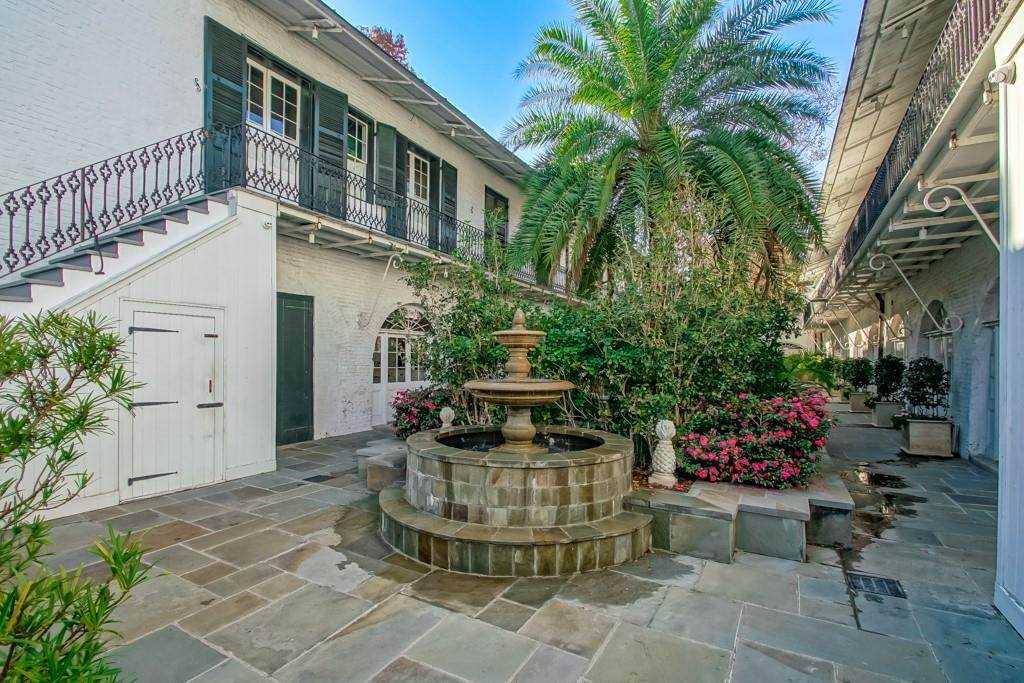 https://bt-photos.global.ssl.fastly.net/neworleans/orig_boomver_1_2558279-2.jpg