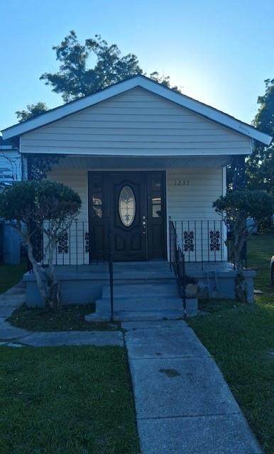 1237 Horace Street - Photo 1