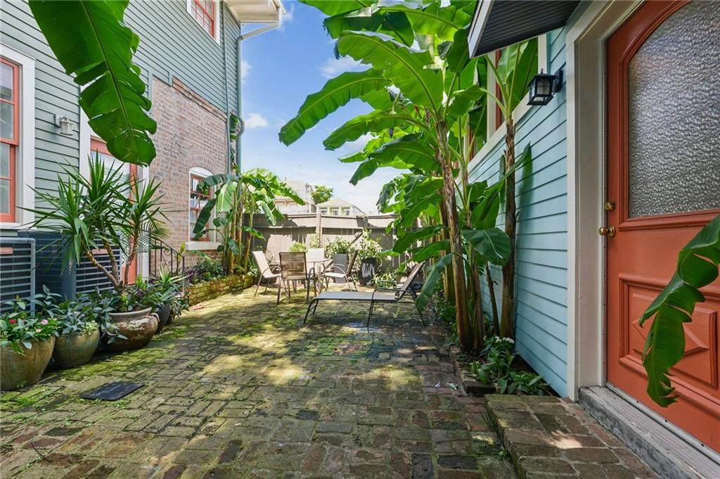 https://bt-photos.global.ssl.fastly.net/neworleans/orig_boomver_1_2558603-2.jpg