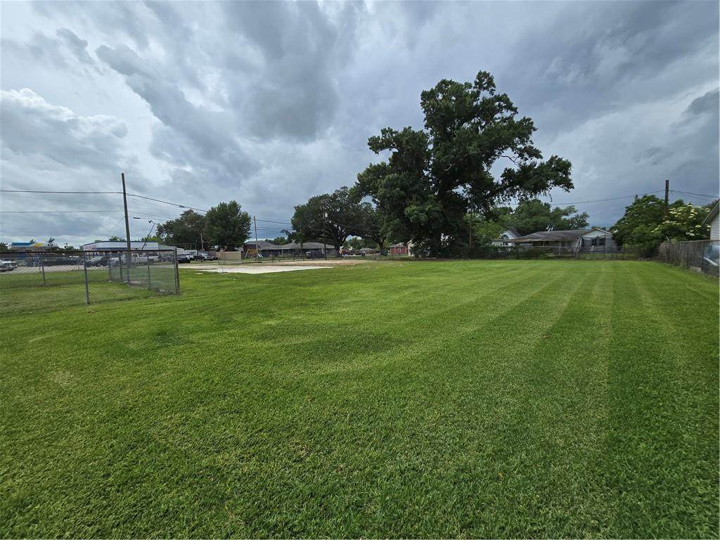 https://bt-photos.global.ssl.fastly.net/neworleans/orig_boomver_1_2558916-2.jpg